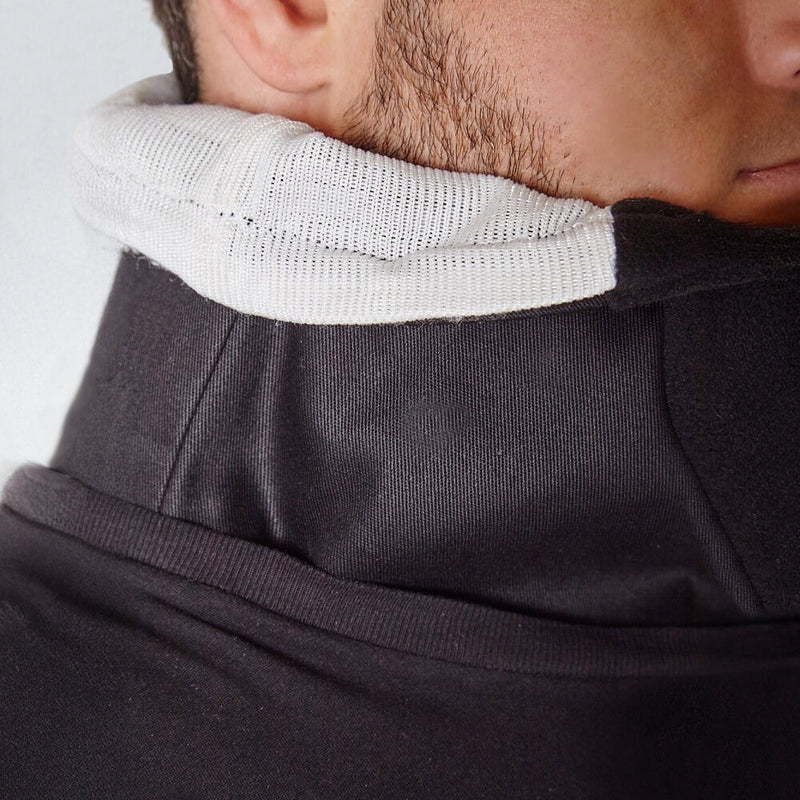 NECK PROTECTION WITH ENGINEERED PROTECTIVE LINING